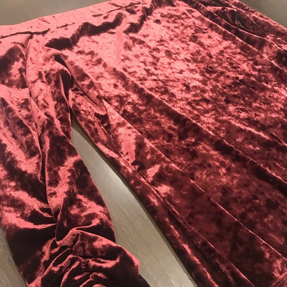 Vince Camuto New Ruched off the shoulder top Large - Picture 3 of 8